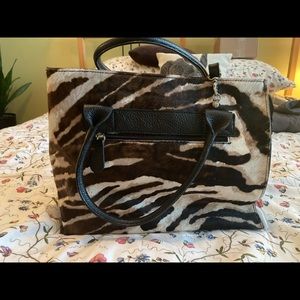 Laura DiMaggio Cow Hair & leather Purse - Tiger Print
